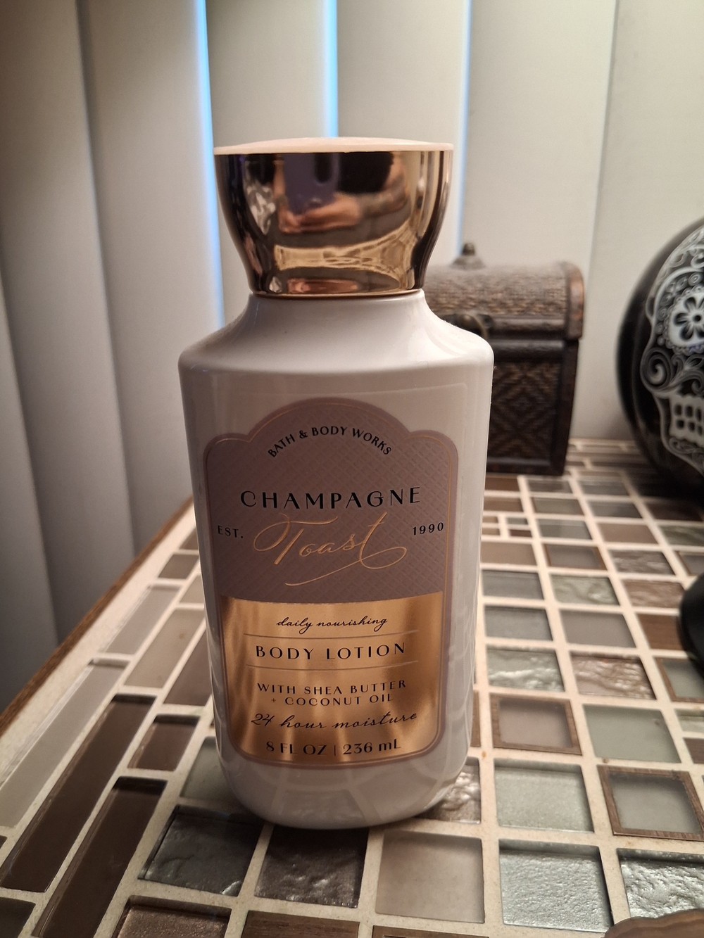 Bath & Body Works Champagne Toast Body Lotion - White & Gold
